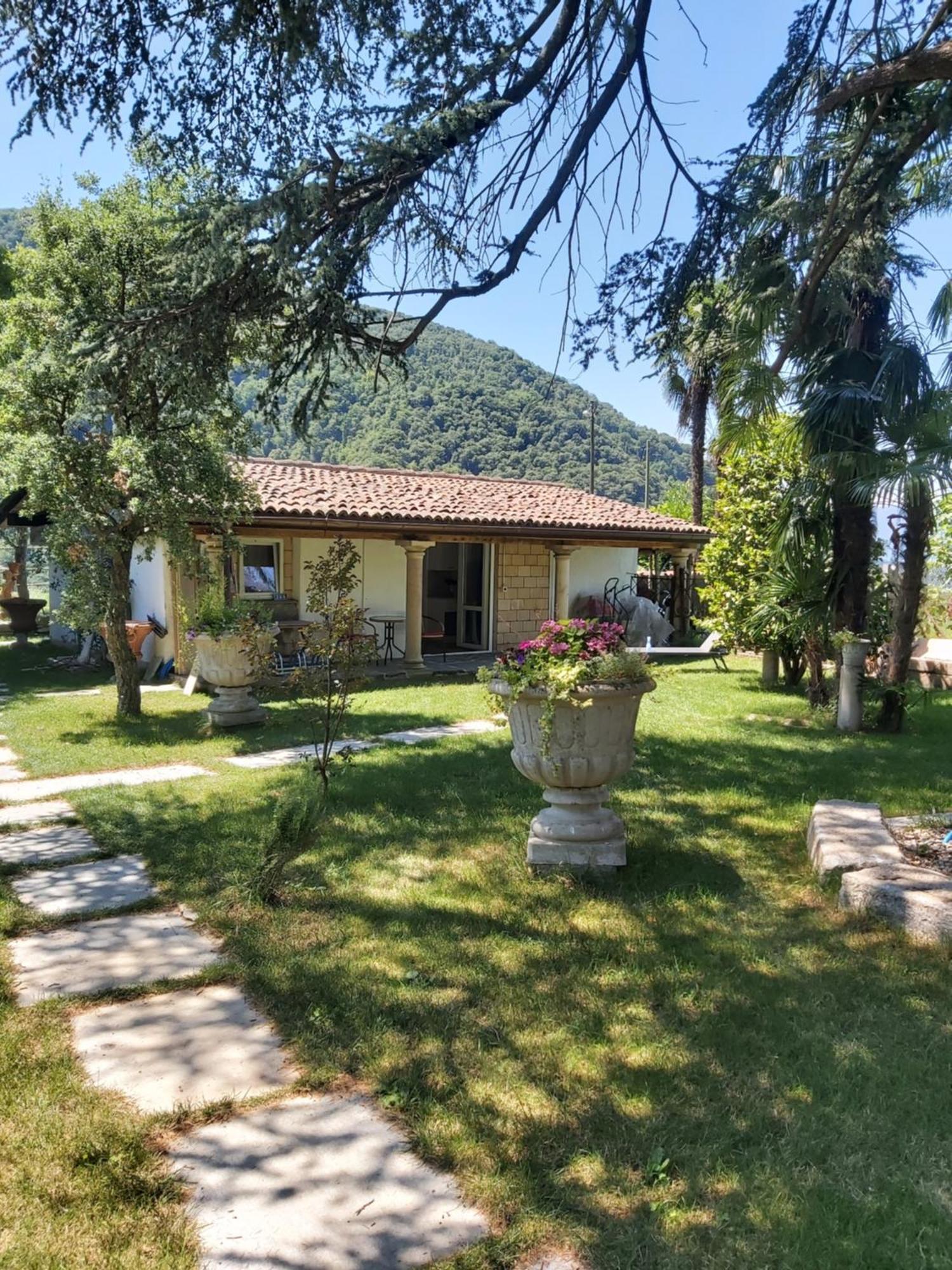 Romantico Palazzo Dei Ulivi Purasca Zewnętrze zdjęcie