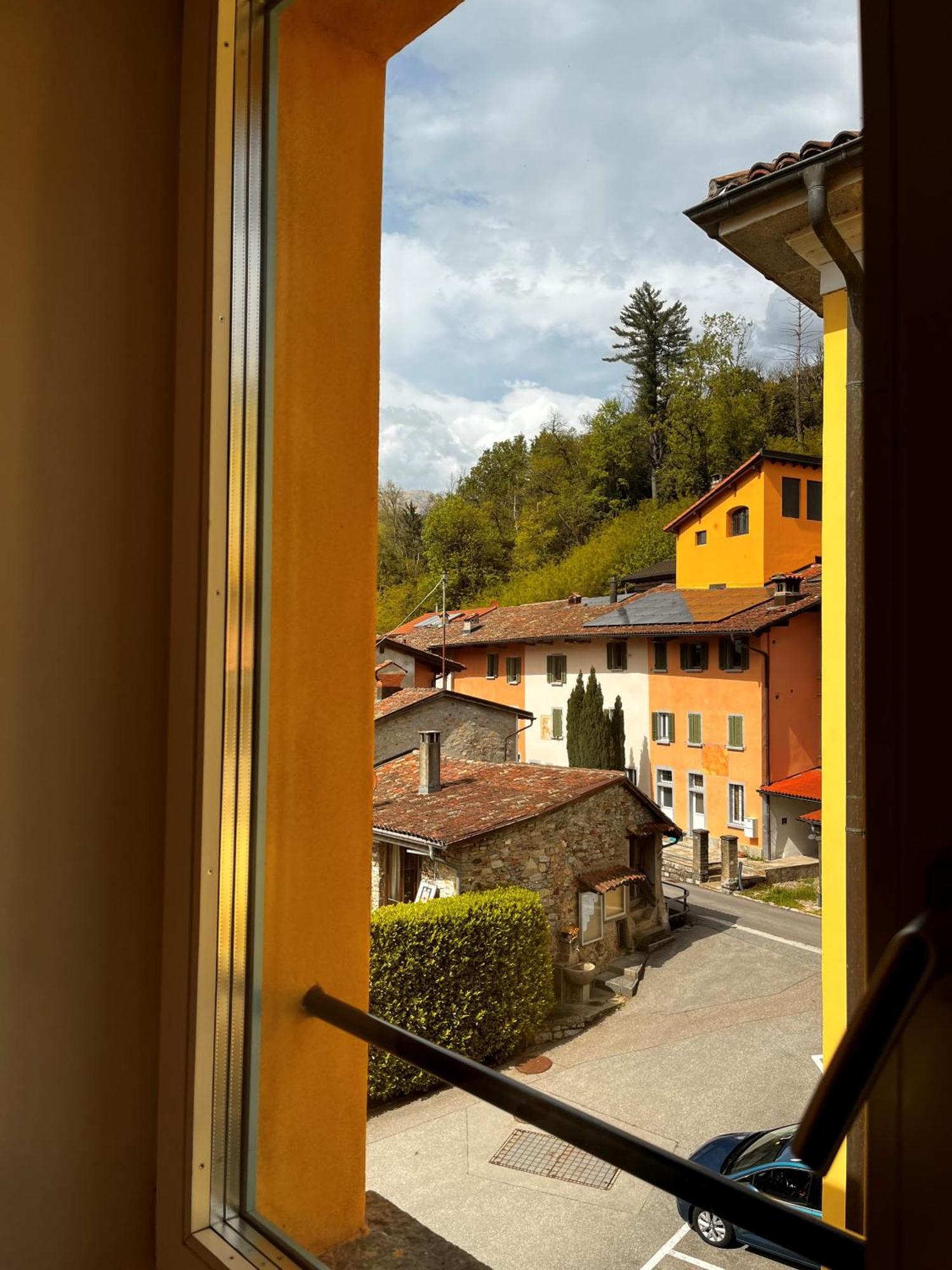 Romantico Palazzo Dei Ulivi Purasca Zewnętrze zdjęcie